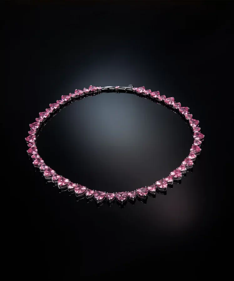 J19auv37 Necklace Pinkhearts.1 900x