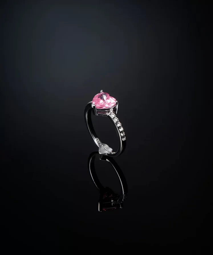 J19auv42 Ring Heart Pink.1 900x