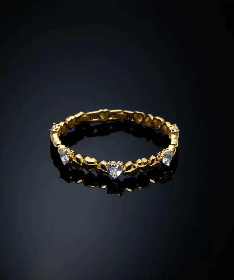 J19avt09 Cuoricino Bracelet Gold.1 900x