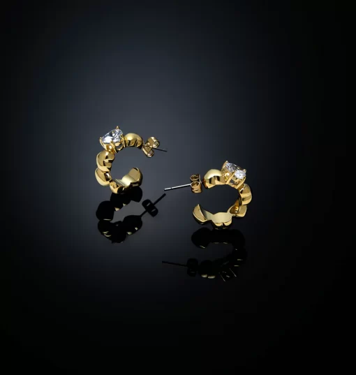 J19avt14 Cuoricino Earrings Gold.1 900x