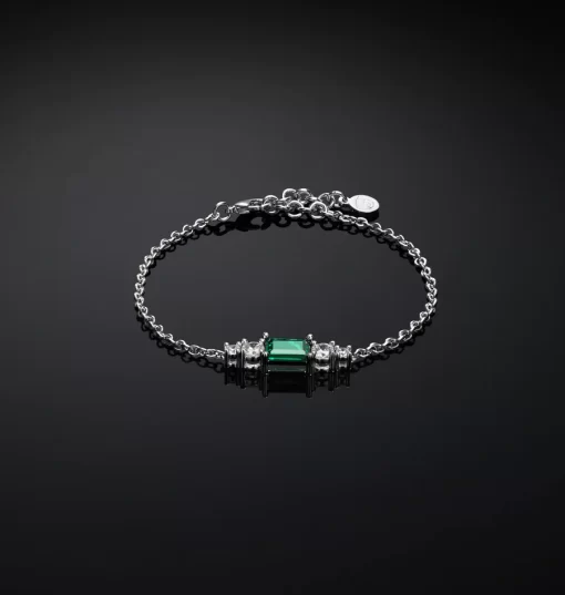 J19awj20 Emerald Bracelet.1 900x